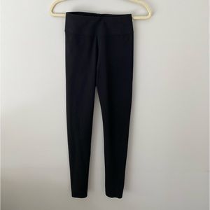 Uniqlo black high waisted leggings